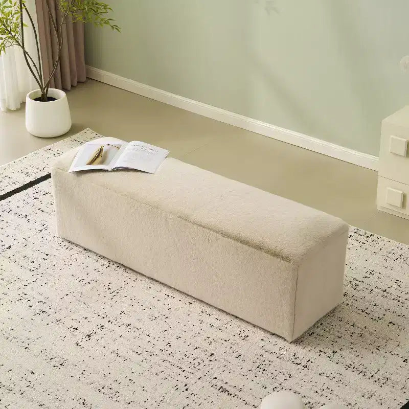 Pouf lungo moderno imbottito