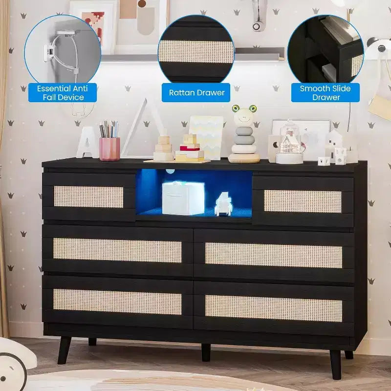 Comò moderno in rattan, comò LED con stazione di ricarica, cassettiere e comò in legno a 6 cassetti, mobile TV per armadio