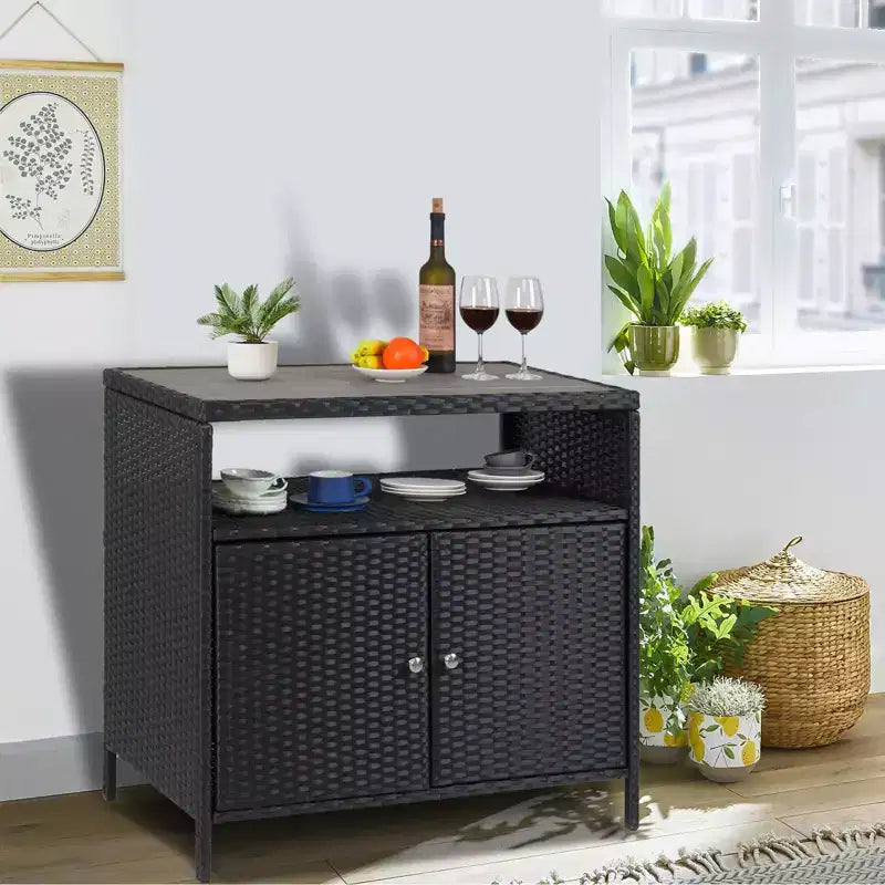 Tavolo da Bar per Esterni con 2 Ante e Ripiano, Mobiletto Contenitore in Vimini per Patio, Acciaio Verniciato a Polvere, Rattan Sintetico per Tutte le Stagioni, per Giardino Piscina Patio, Cucina