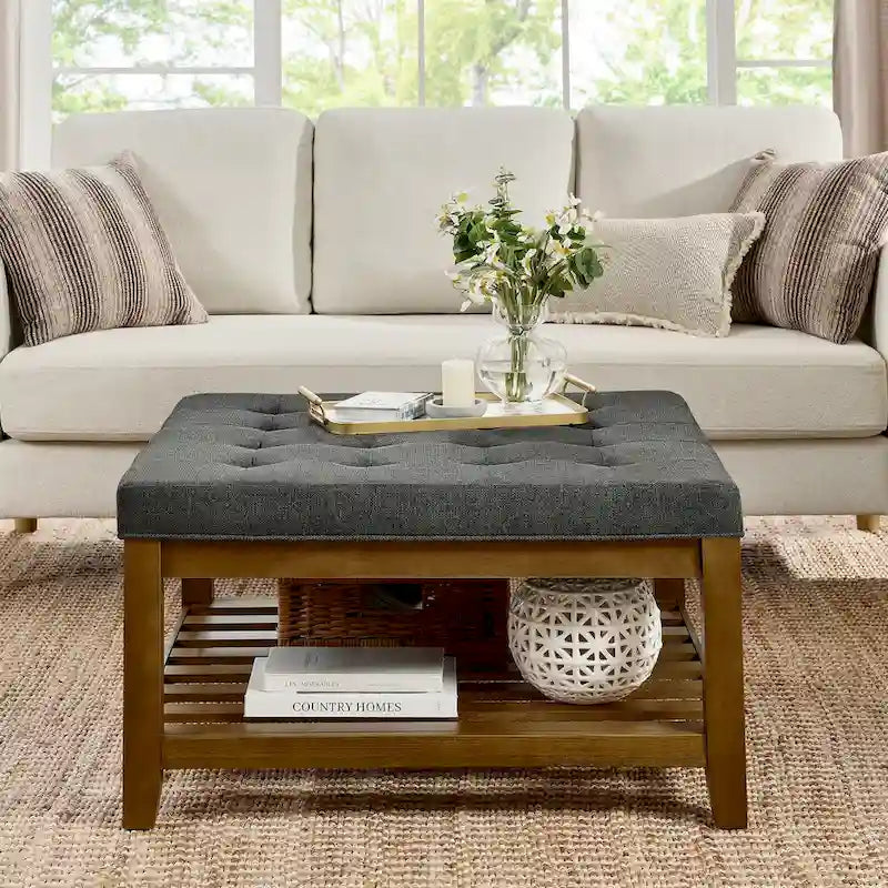 Table basse rembourrée, grand pouf carré capitonné en lin avec étagère et cadre en bois de hêtre, pouf repose-pieds surdimensionné