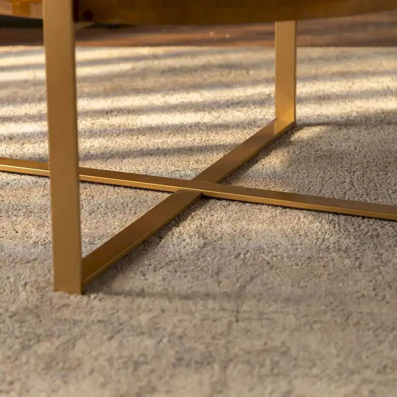 Tavolino da Caffè Rotondo Moderno Retro con Cuciture, Piano in Legno di Abete e Base a Croce Nera, per Soggiorno