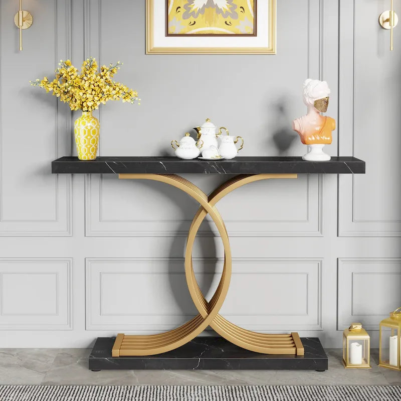 Tavolo da divano moderno nero/oro con ripiano in finto marmo, tavolo da ingresso in legno da 99 cm con gambe geometriche in metallo per l'ingresso