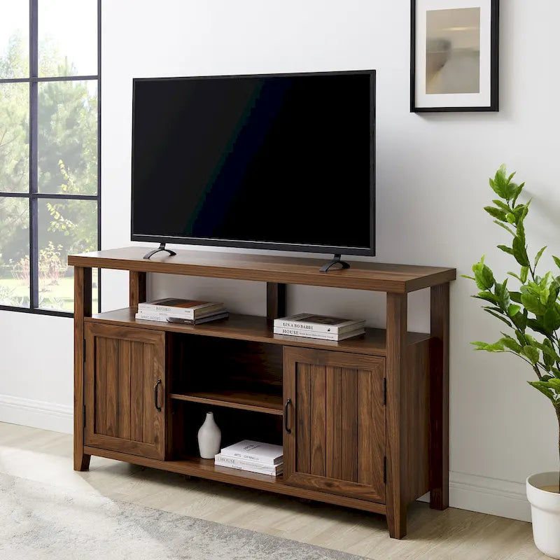 Mobile TV alto Middlebrook da 58 pollici con ante a scanalature