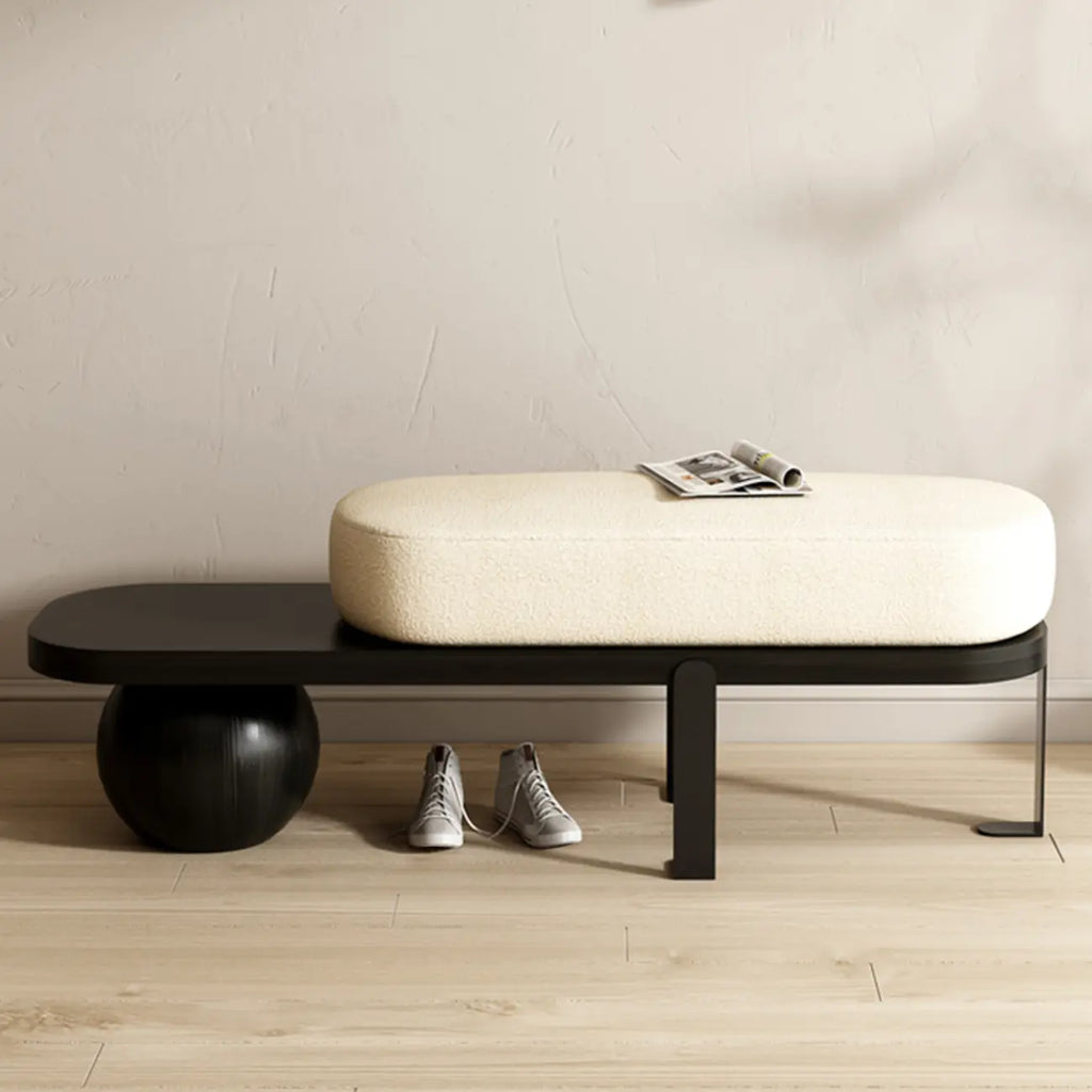 Panca bassa moderna in legno imbottita beige