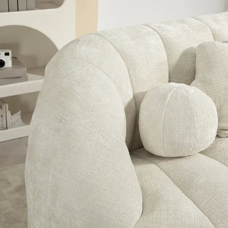 Poltrona lounge in ciniglia bianca 63.78 con imbottitura in schiuma ad alta densità