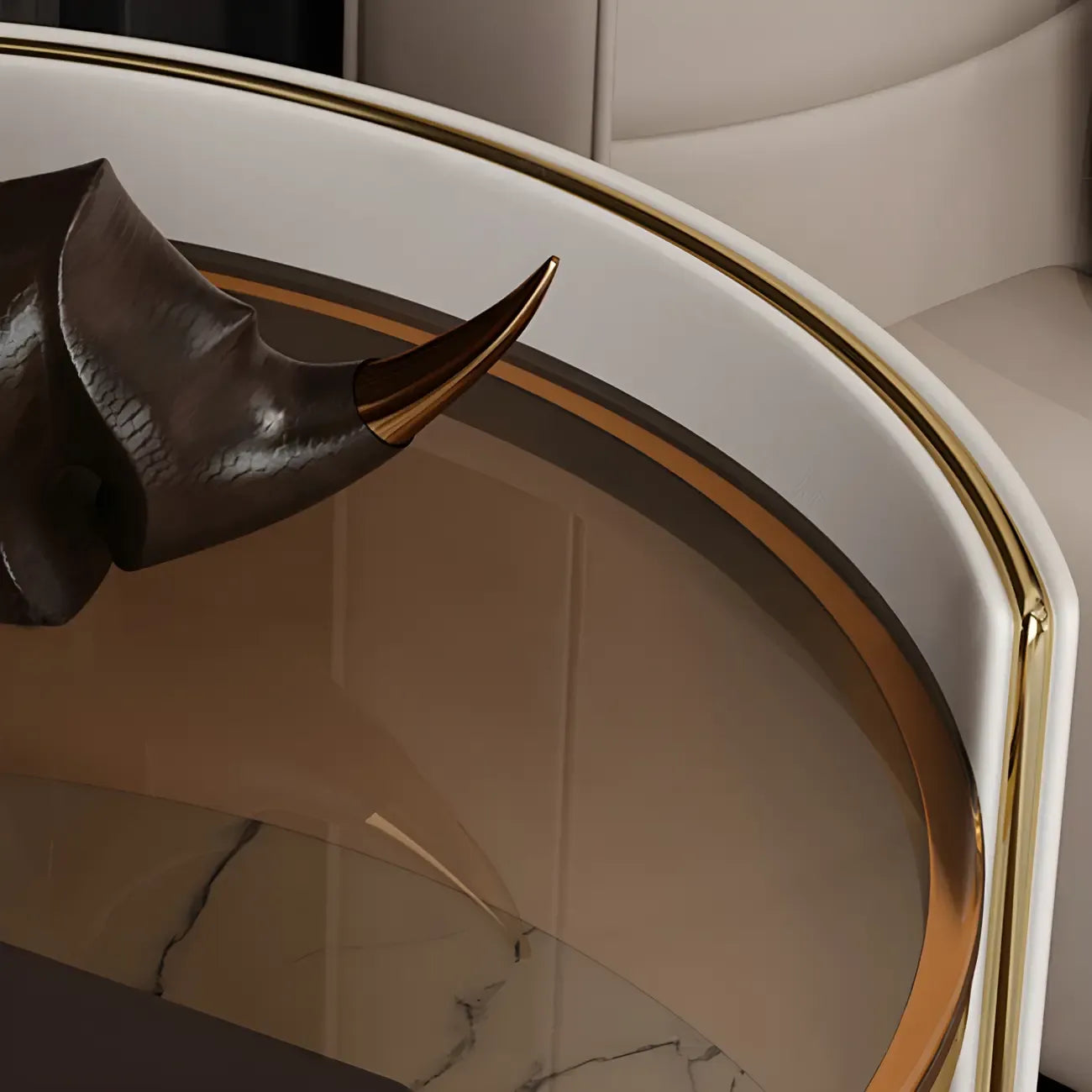 Comodino di Lusso con Piano in Vetro, Cassetto Contenitore e Vano Aperto