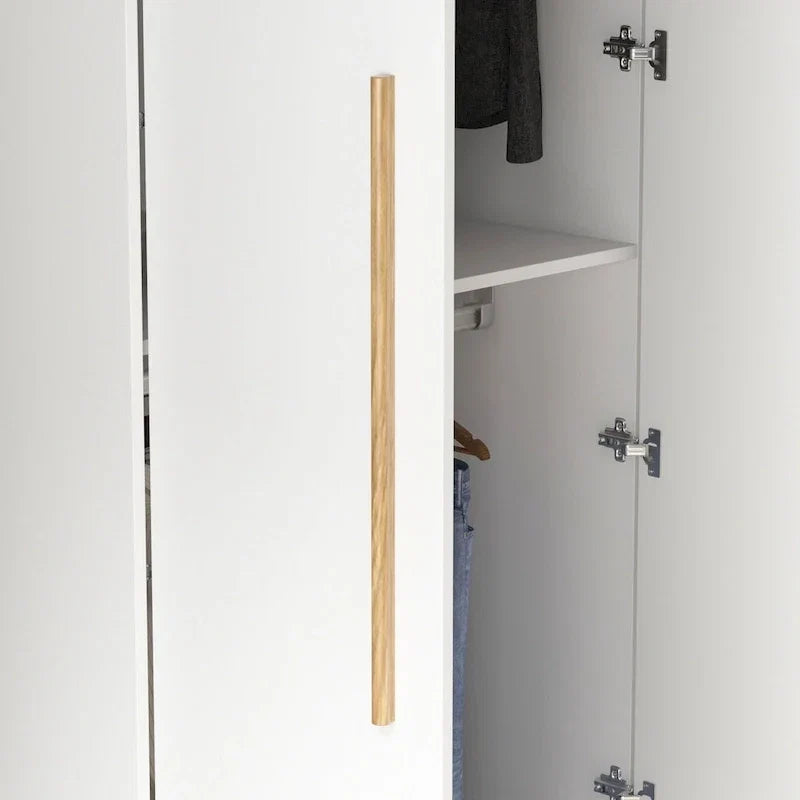 Armadio moderno freestanding in legno massiccio con ripiani