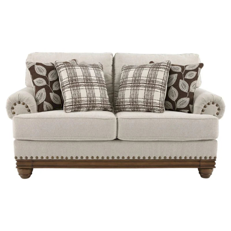Divanetto tradizionale marrone grano con borchie decorative