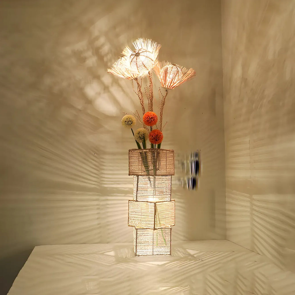 Lampada da terra in rattan LED a colonna con spina per soggiorno