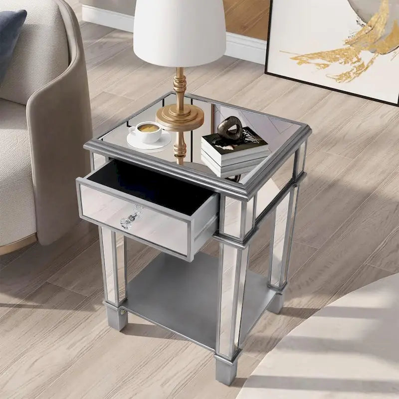 Comodino a Specchio, Tavolino Laterale in Vetro a V Argentato con Cassetto