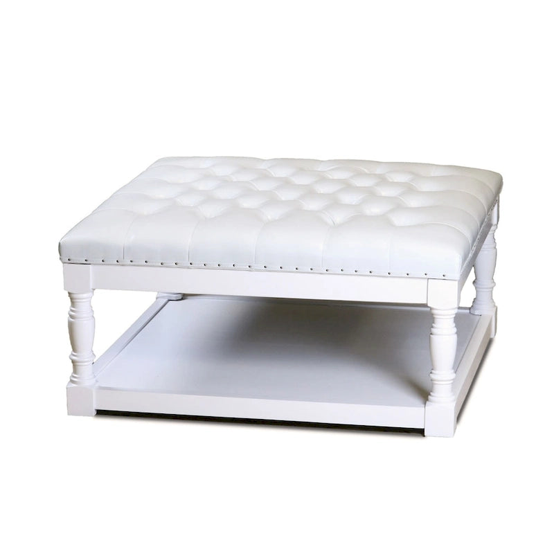 Tavolino poggiapiedi Cairona con ripiano in similpelle tufted bi-cast da 34 pollici