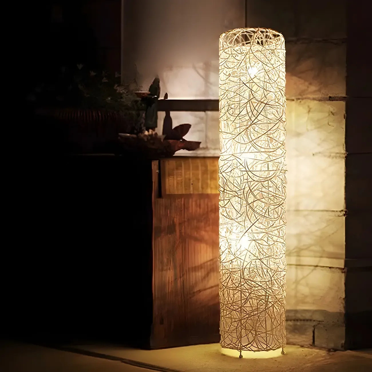 Lampada da terra in rattan LED a colonna con spina per soggiorno
