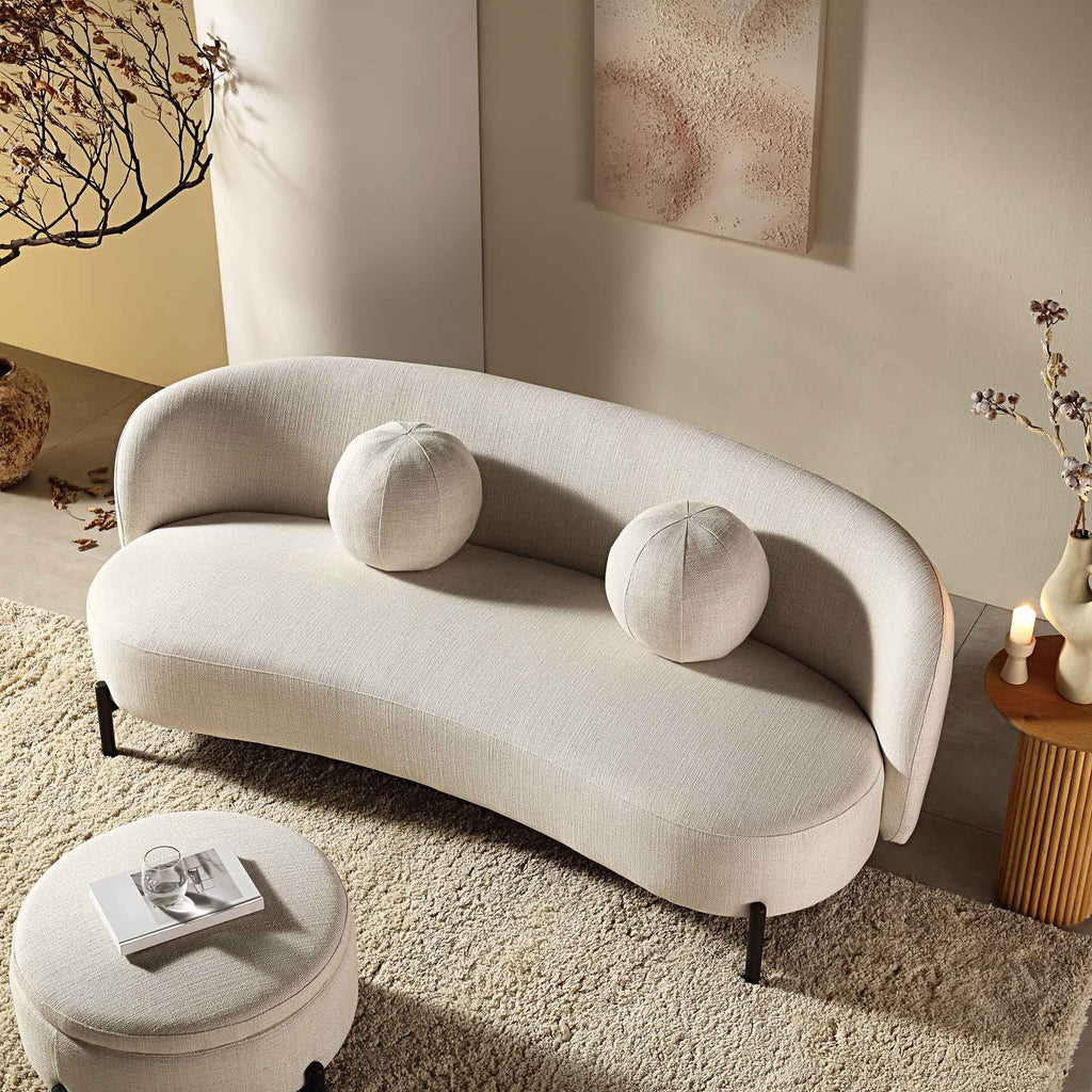 Divano curvo a 3 posti con cuscini a sfera, misto lino beige