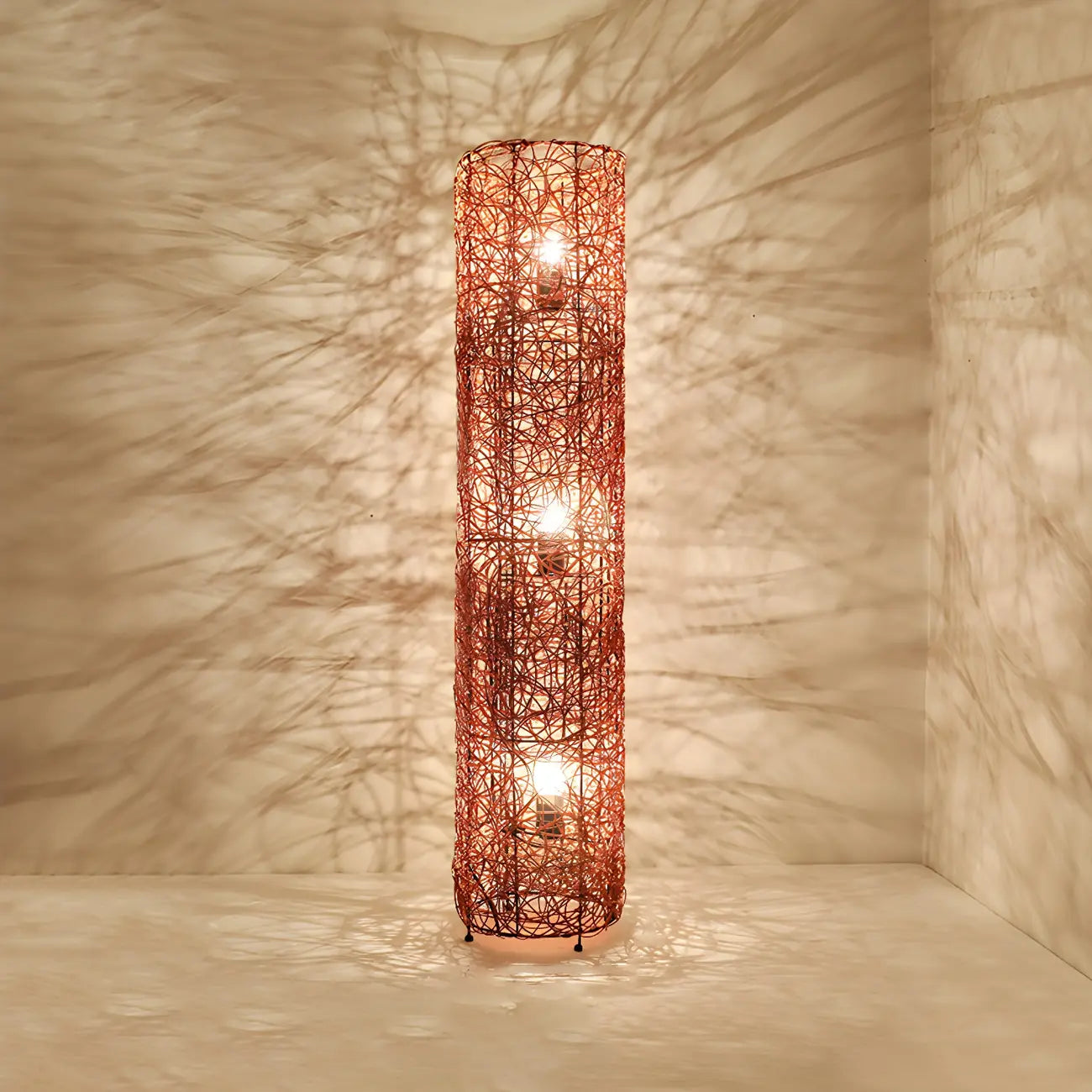 Lampada da terra in rattan LED a colonna con spina per soggiorno