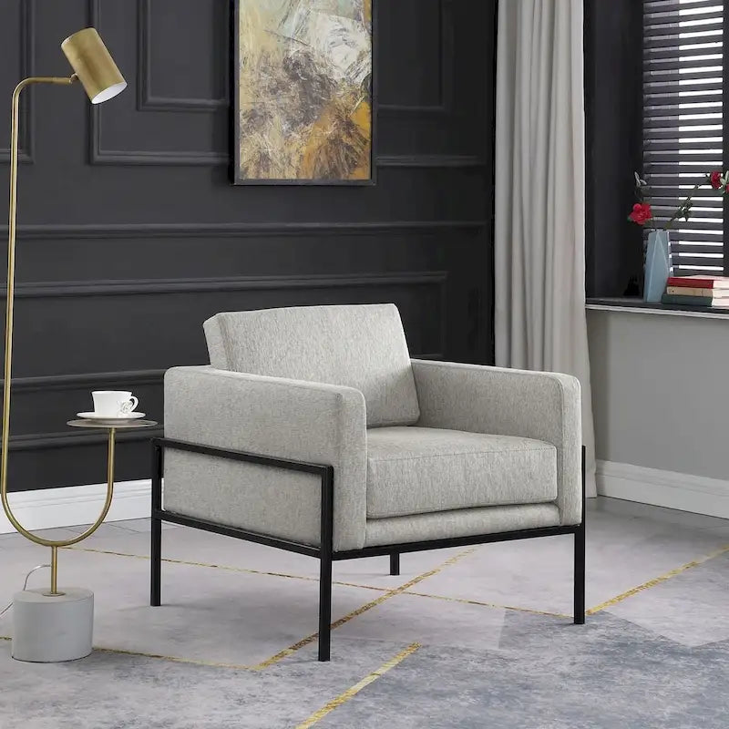 Poltrona club moderna HomePop imbottita con struttura in metallo