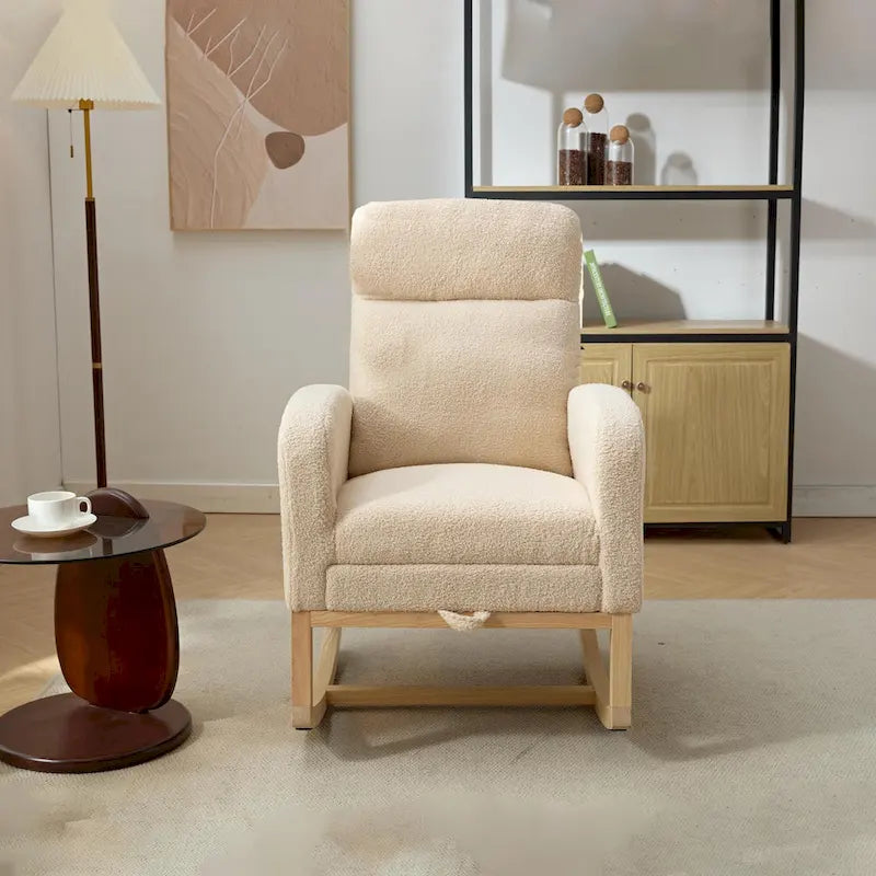 Poltrona a dondolo moderna con schienale alto da 75 cm, imbottita, con gambe in legno massello e poggiapiedi regolabile